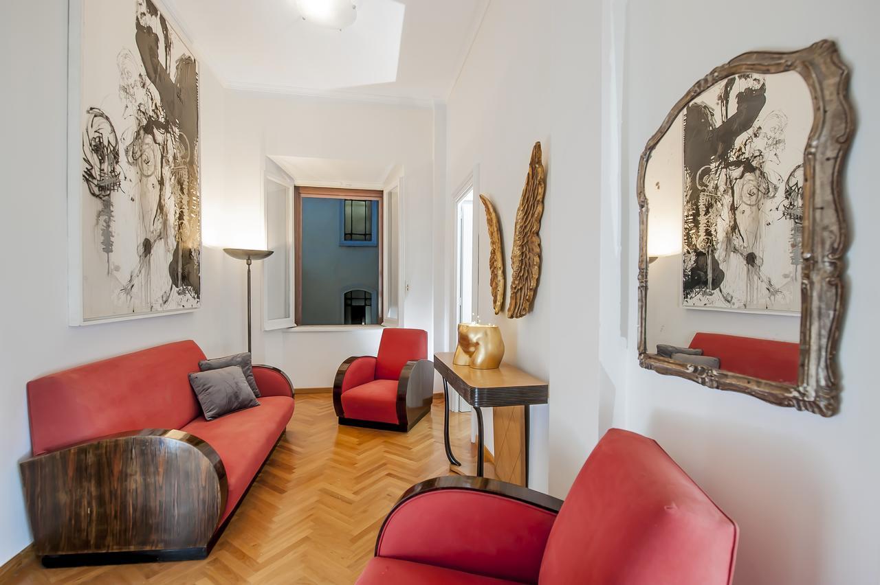 Illuminati House Lägenhet *